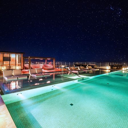 Kensington Jeju Hotel Екстериор снимка The rooftop pool at the hotel