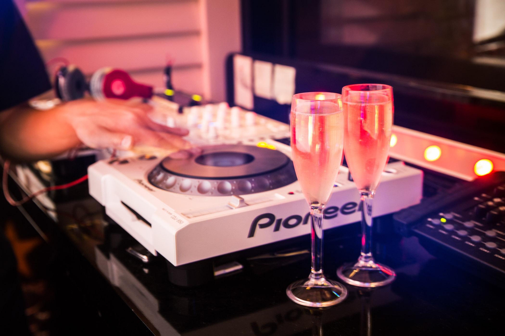Kensington Jeju Hotel Екстериор снимка Pioneer CDJ-2000