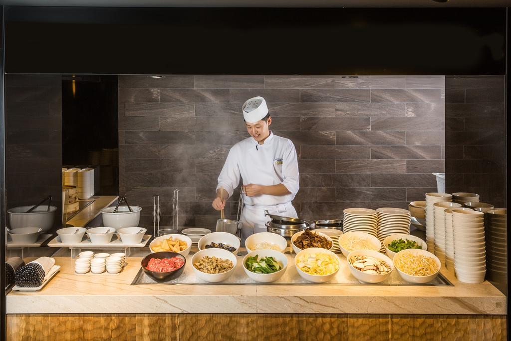 Kensington Jeju Hotel Екстериор снимка A live kitchen at a hotel