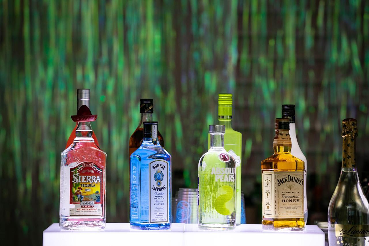Kensington Jeju Hotel Екстериор снимка Sierra Tequila, G'Vine, Tanqueray, and Jack Daniel's